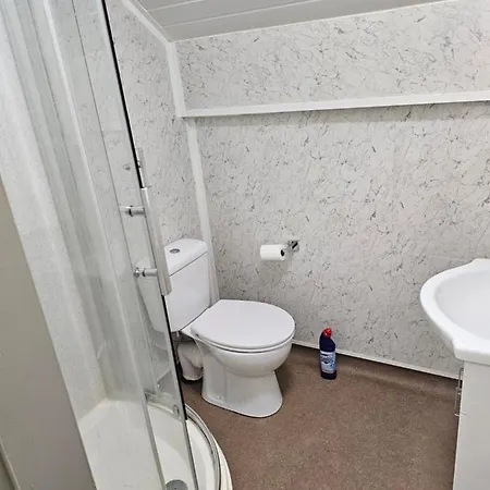 Apartment One Bedroom *